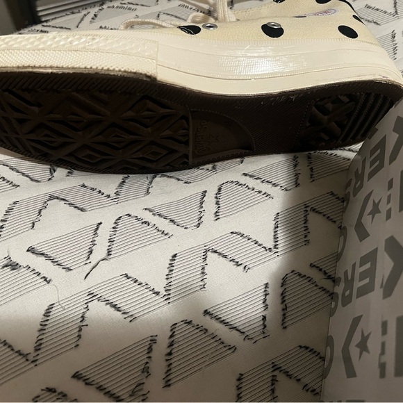 Comme des Garçons PLAY Converse Women's Polka Dot High-Top Sneakers - Picture 9 of 12